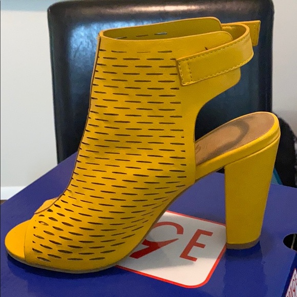 Heel - Picture 1 of 1